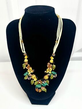 Neoglory Floral Statement Necklace with Shimmering Aurora Borealis Crystals